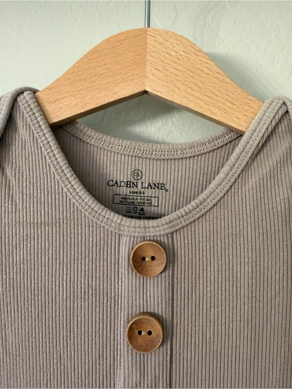 Caden Lane Taupe Ribbed Knotted Gown